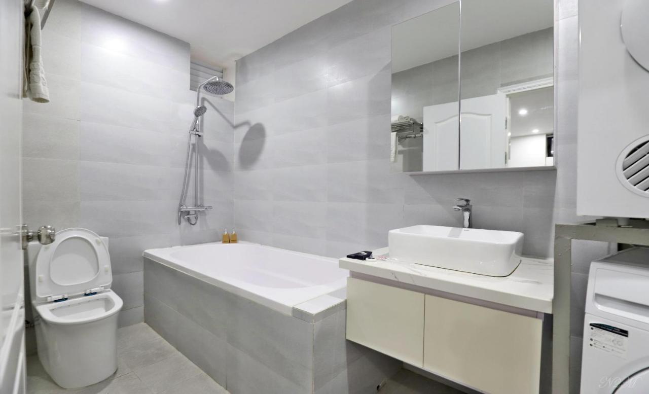 Luxe Paradise Residence 19 To Ngoc Van 河内 外观 照片