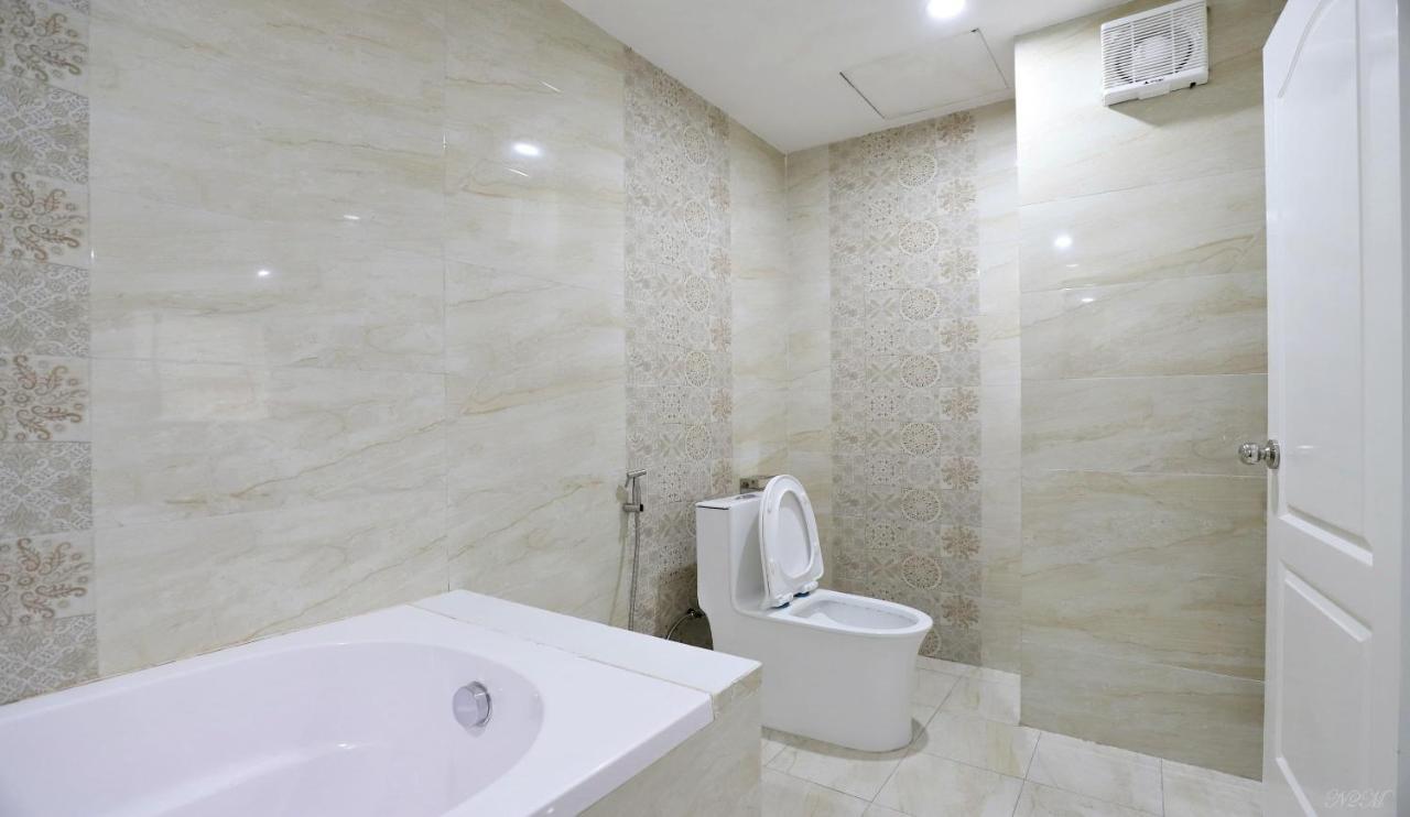 Luxe Paradise Residence 19 To Ngoc Van 河内 外观 照片